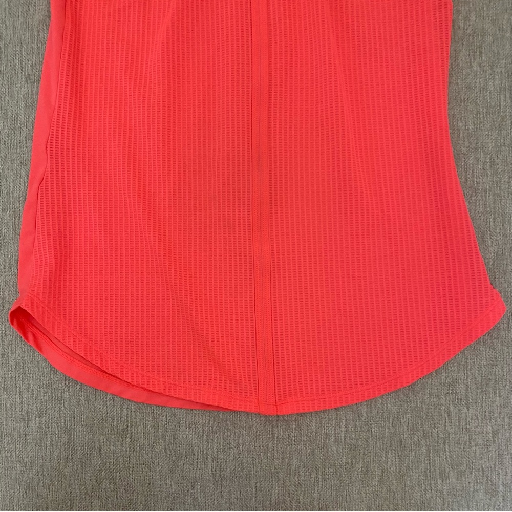 Under Armour Women’s Tank Top Small Twist Strap Workout Gym Yoga Sporty Pilates - Picture 7 of 10
